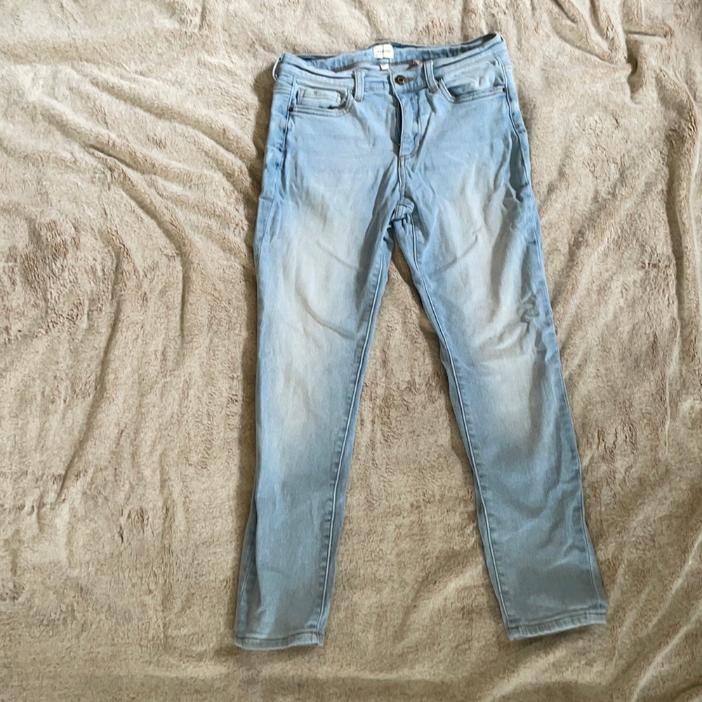 Blue skinny jeans